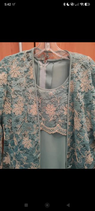 Vestido ceremonia elegante azul verdoso. Usado 1 v