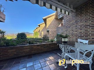 Casa adosada en venta en Carlos V en Laredo