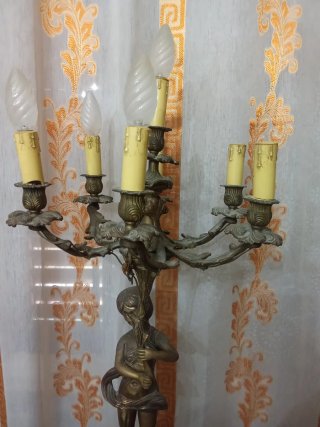 Statua bronzo portacandelabri