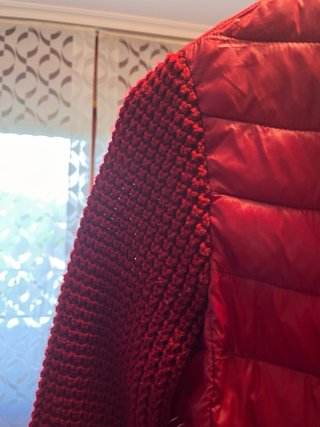 Plumas mujer mangas punto rojo