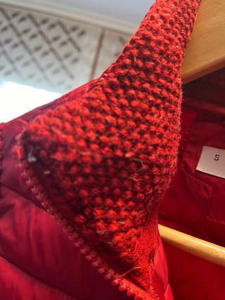 Plumas mujer mangas punto rojo