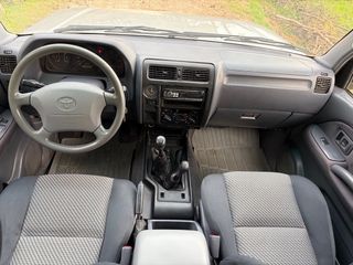 Toyota Land Cruiser 90 2000