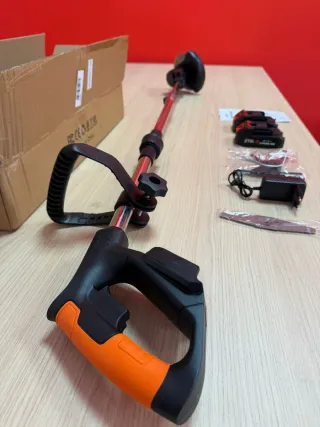 Desbrozadora nueva con 2 baterías