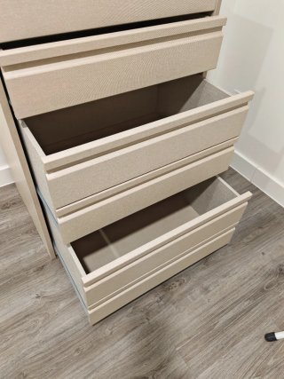 Cajonera/Cómoda Beige a Estrenar