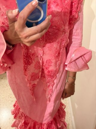 Traje de gitana rosa bordado
