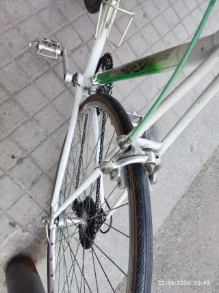 Bicicleta de carretera AMAT