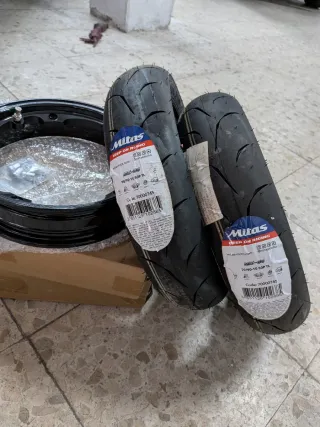 Ruedas túbeles vespa