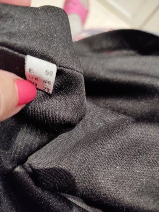 Vestido Brunella Talla 50 Negro y dorado