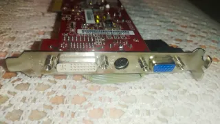 Tarjeta Gráfica ATI Radeon 9200 AGP 128MB