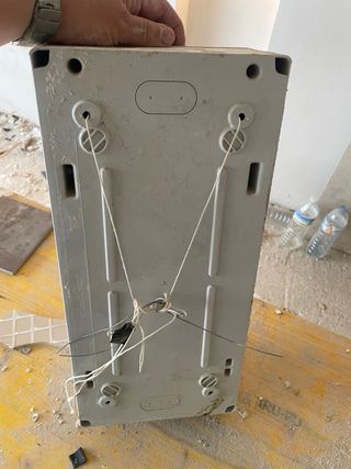 Cuadro de luz de obra con 4 enchufes