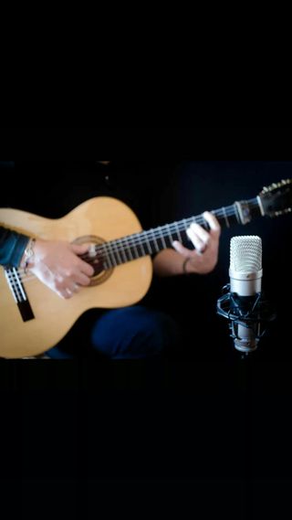 CLASES DE GUITARRA EN AZUQUECA DE HENARES