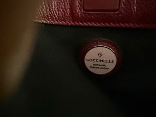 Borsa Coccinelle rossa in buone condizioni