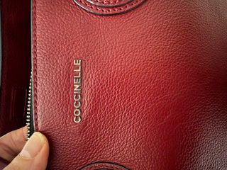 Borsa Coccinelle rossa in buone condizioni