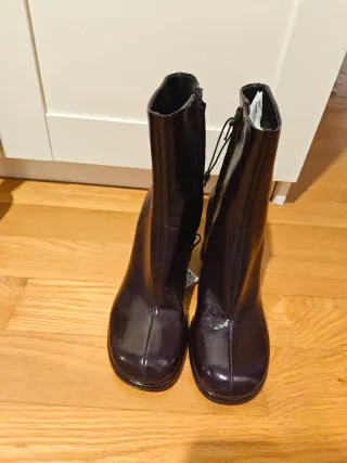 Botines Zara morados sin estrenar