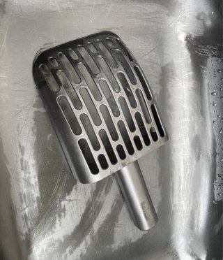 Lettiera chiusa per gatti con filtro