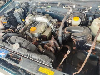 Nissan Terrano II 2000