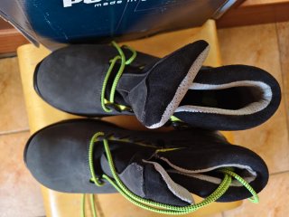 Bota de seguridad POSSTER gris y verde