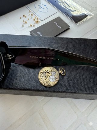 Occhiali da sole Prada neri