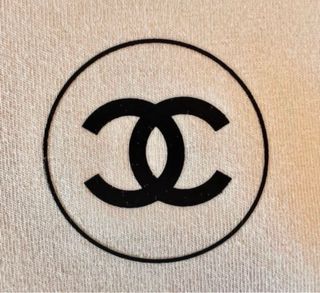 Chanel Les Beiges Pouch / Neceser