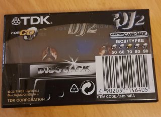 Sei audiocassette sigillate