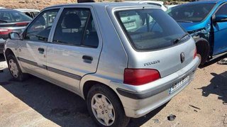 Peugeot 2907 asiento delantero derecho 106