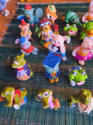 53 Sorpresine Kinder - Animali e Personaggi