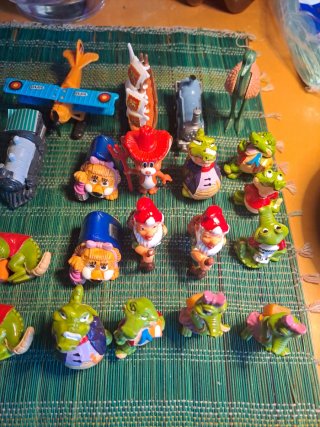 53 Sorpresine Kinder - Animali e Personaggi