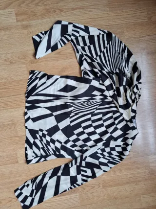 Blusa Zara Talla S Estampado Geométrico