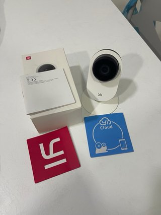 Telecamera interna Yi nuova in scatola