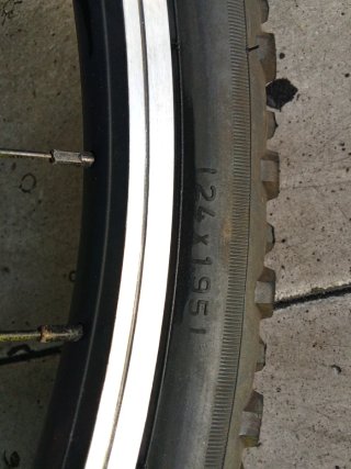 Rueda delantera bicicleta 24 CST