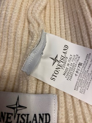 Cappello Stone Island Panna Taglia Piccola
