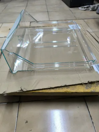 Cajón superior congelador Liebherr/Miele