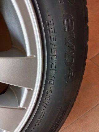 Llantas BMW E90 con cubiertas Hankook