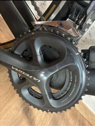 Bici da strada FLYZ in carbonio con cambio elettronico