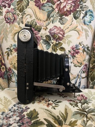 Kodak Six-20 Folding Brownie