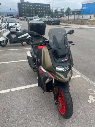 Maxi Scooter
