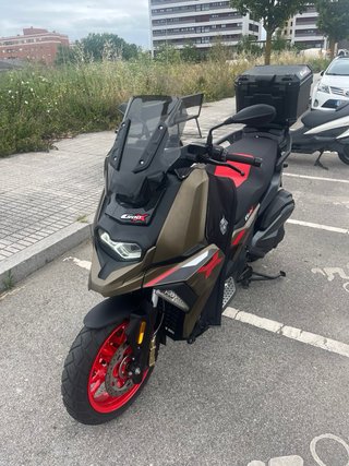 Maxi Scooter