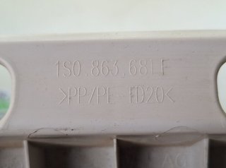 Consola volkswagen 1s0863681f up! (122) high 94170