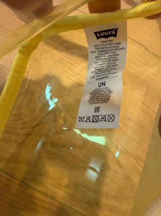 Riñonera Levi's Amarilla Transparente