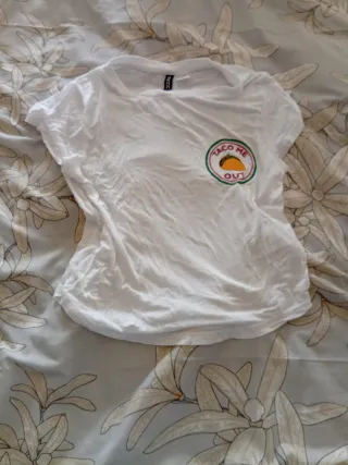 Camiseta H&M blanca con estampado