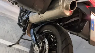 BMW F700GS Azul y Negra