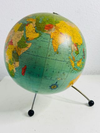 Globo Terráqueo Antiguo 1970s Carles Dalmau