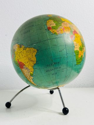 Globo Terráqueo Antiguo 1970s Carles Dalmau