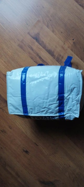 Bolsa Nevera Blanca y Azul