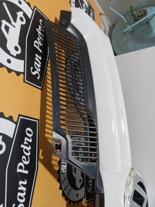 Rejilla Delantera VW Golf V