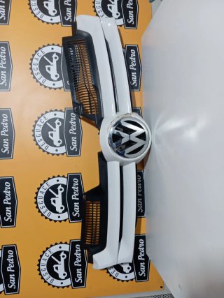 Rejilla Delantera VW Golf V