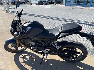 Honda CB125R