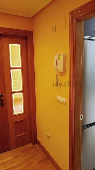 Puertas macizas de madera