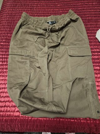 Conjunto Converse Camiseta y Pantalón Marrón