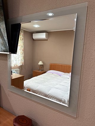 Cabecero de madera y somier c